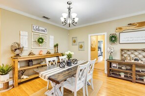 House (6 Bedrooms) | Interior - Georgia Countryside Home: 3 Mi to Wild Adventures! (Valdosta)