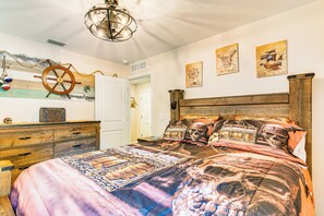 Interior - Pirate Escape: Near Rainbow Springs State Park! (Citrus Springs)