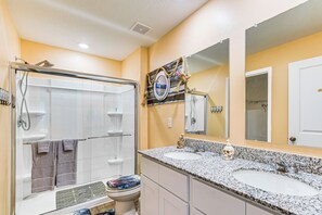 House (3 Bedrooms) | Interior - Pirates & Families Welcome! Citrus Springs Home (Citrus Springs)