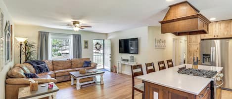 House (3 Bedrooms) | Front of property