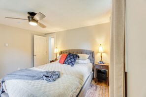 Cottage (2 Bedrooms) | Interior