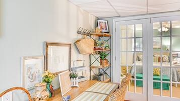 House (1 Bedroom) | Interior