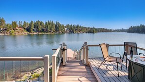 Interior - Spokane River Access & Fire Pit: Post Falls Cabin (Post Falls)