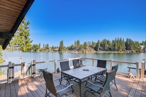 Interior - Spokane River Access & Fire Pit: Post Falls Cabin (Post Falls)