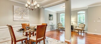 3 Mi to Avalon: Townhome w/ Balcony in Alpharetta!