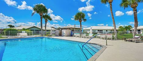 Villa (2 Bedrooms) | Front of property