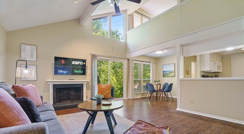 6203 Shadow Valley #B