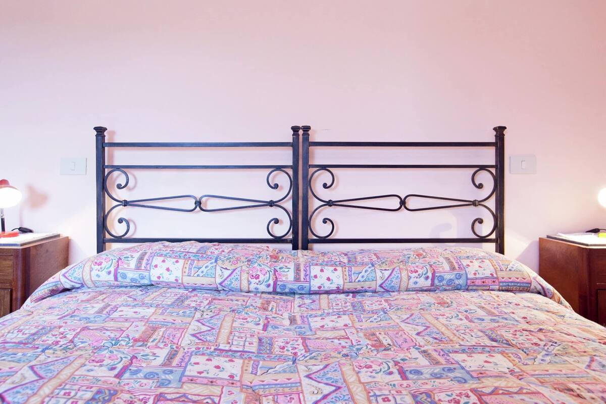 3 bedrooms, individually furnished, bed sheets