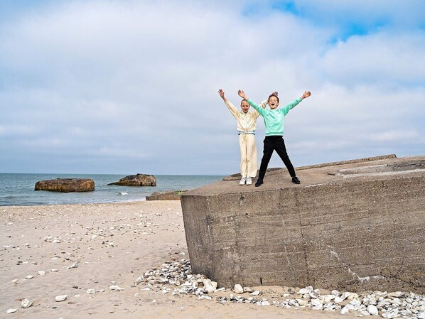 Exterior - 6 Person Holiday Home on a Holiday Park in Hanstholm (Hanstholm)