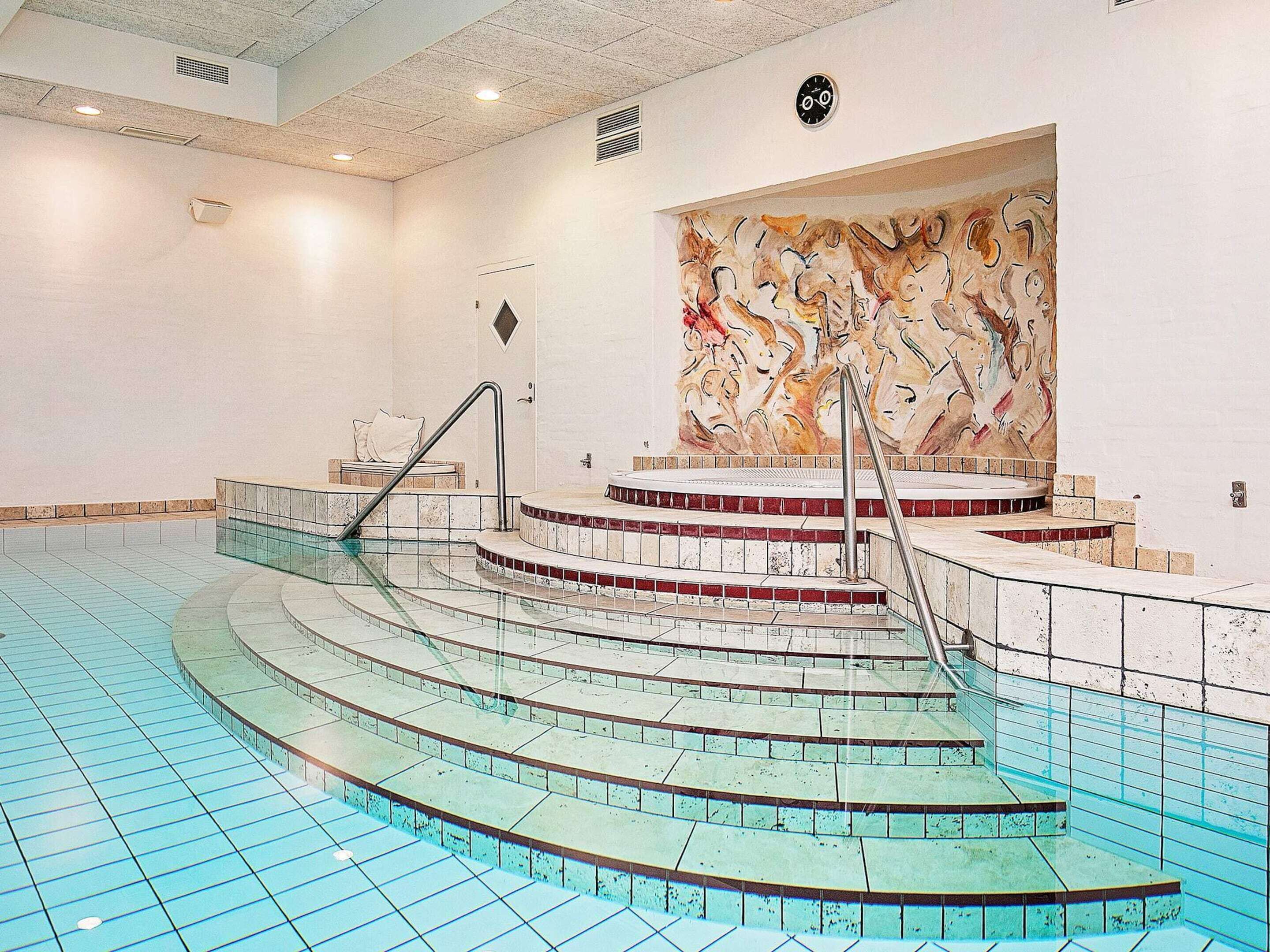 Piscine couverte, piscine extérieure