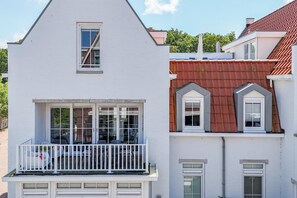 Comfort Apartment, 3 Bedrooms | Exterior - Luxury Apartment With Sauna the Foot of the Dunes (Koudekerke)