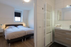 Apartamento conforto, 3 quartos | 6 quartos, individualmente mobiliados, roupa de cama