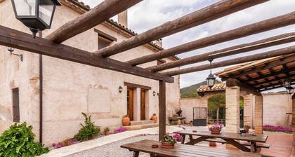 17th Century Farmhouse in Bages, Near Montserrat