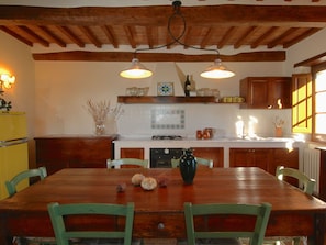 Classic Villa, 2 Bedrooms | Private kitchen | Fridge, oven, dishwasher, coffee/tea maker - Agriturismo Near Cortona With Swimming Pool (Cortona)