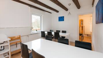 Classic House, Multiple Bedrooms | Dining