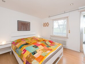 Nhà tiện nghi đơn giản, nhiều phòng ngủ | 26 phòng ngủ, trang bị nội thất với thiết kế riêng biệt 