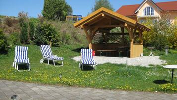 Classic Apartment, 1 Bedroom | Garden