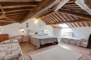 5 chambres, literie fournie