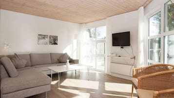 Classic House, 3 Bedrooms | Interior