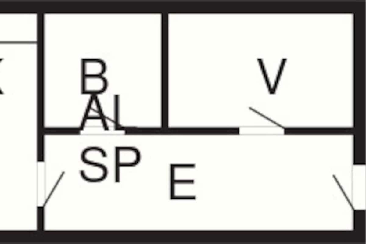 Ein Grundriss mit beschrifteten Räumen O, K, B, A, V, H, SP und E.