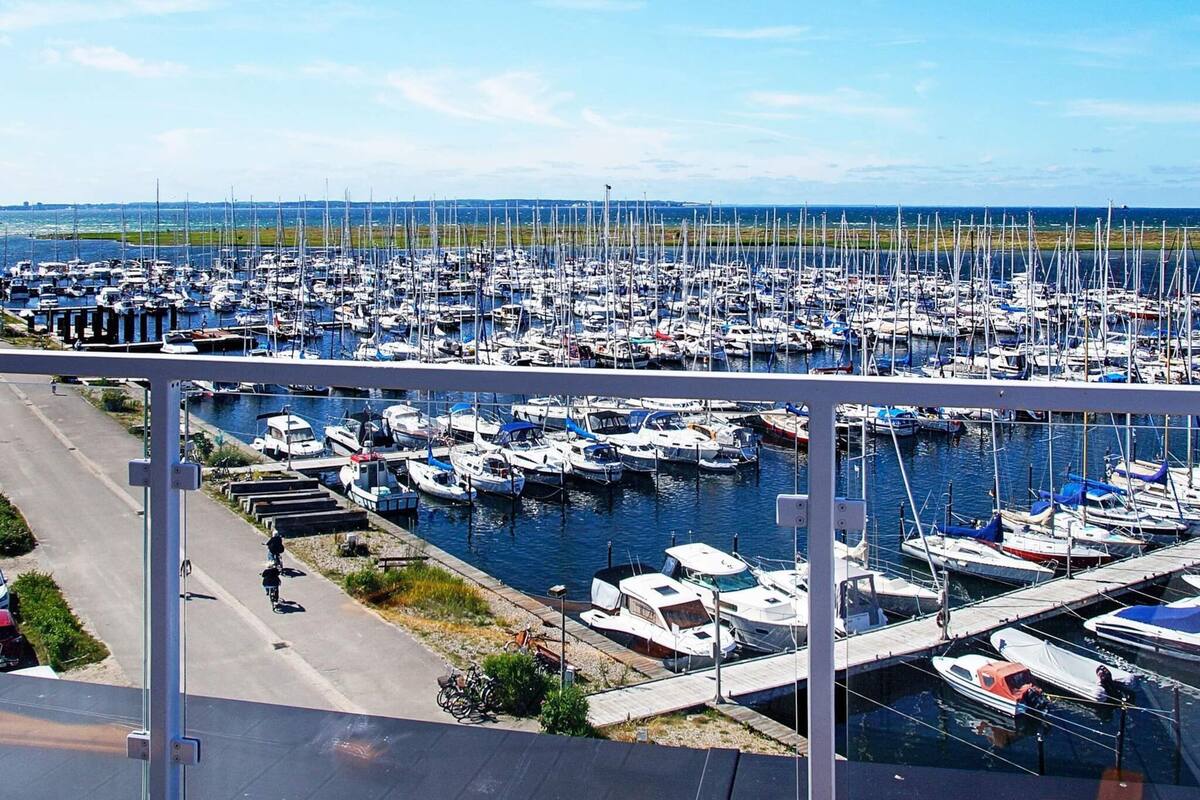 Comfort Apartment, 3 Bedrooms | Marina