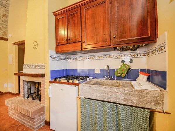 Fridge, microwave, high chair