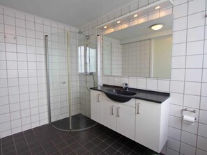 Luxury House, 2 Bedrooms | Interior - 4 Person Holiday Home in Svaneke (Svaneke)