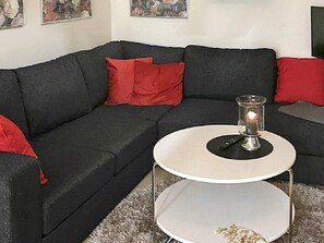 Classic House, 3 Bedrooms | Interior - 10 Person Holiday Home in Syssleback (Sysslebäck)