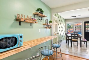 Interior - Centrally Located with Private Pool, King Beds, Game Room, BMT Grads, & Backyard (San Antonio)