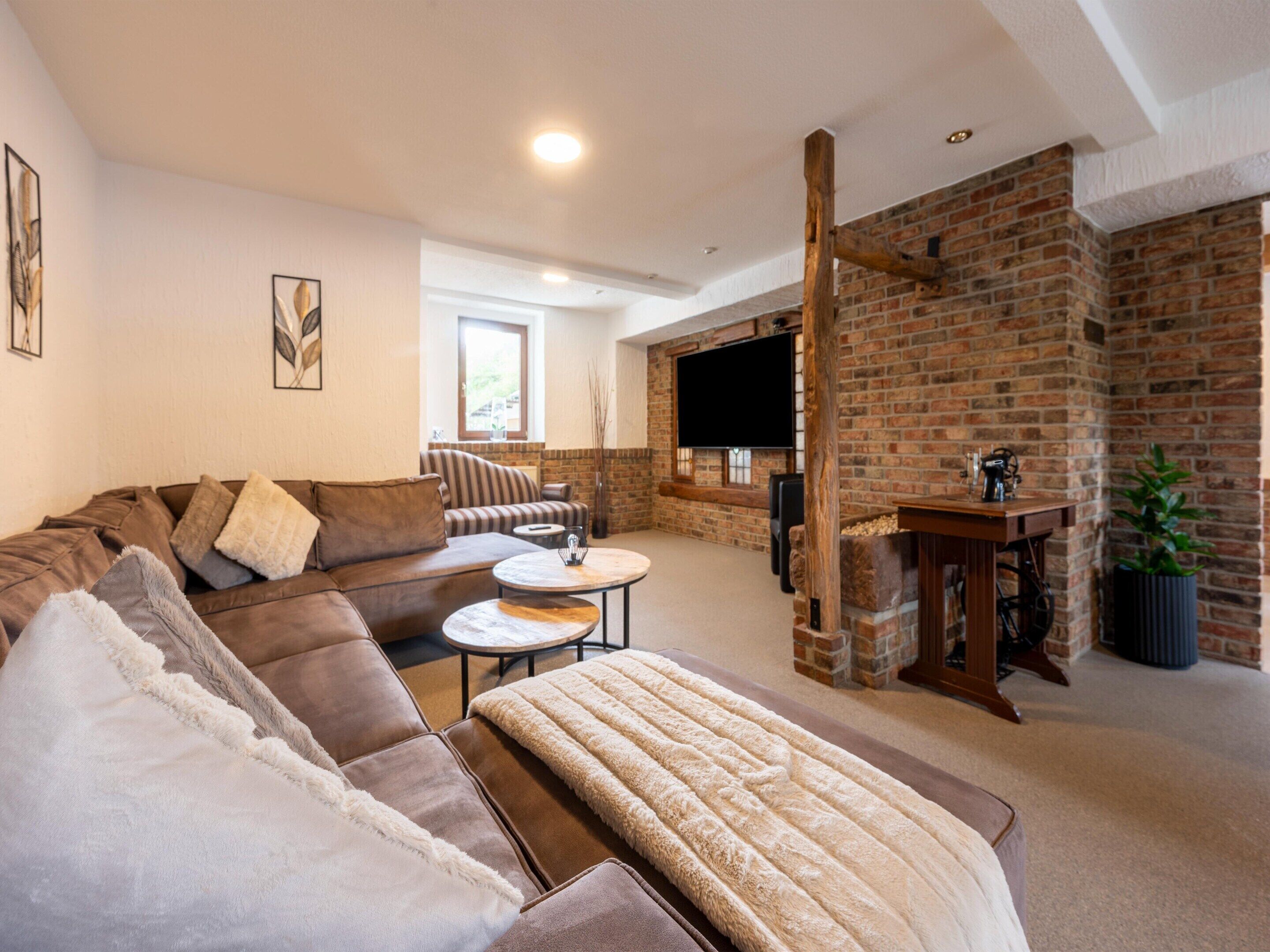 Comfort House, Multiple Bedrooms | Living room