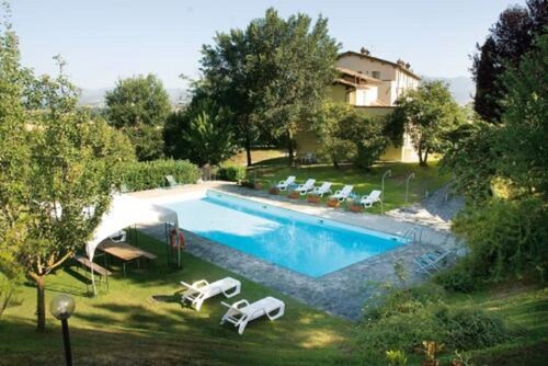 Rustic Holiday Home in Citta di Castello With Swimming Pool