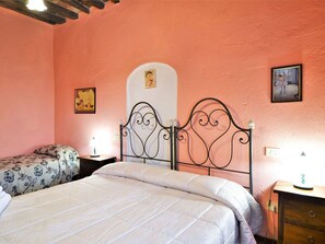 Classic Apartment, 3 Bedrooms - Rustic Holiday Home in Citta di Castello With Swimming Pool (Città di Castello)