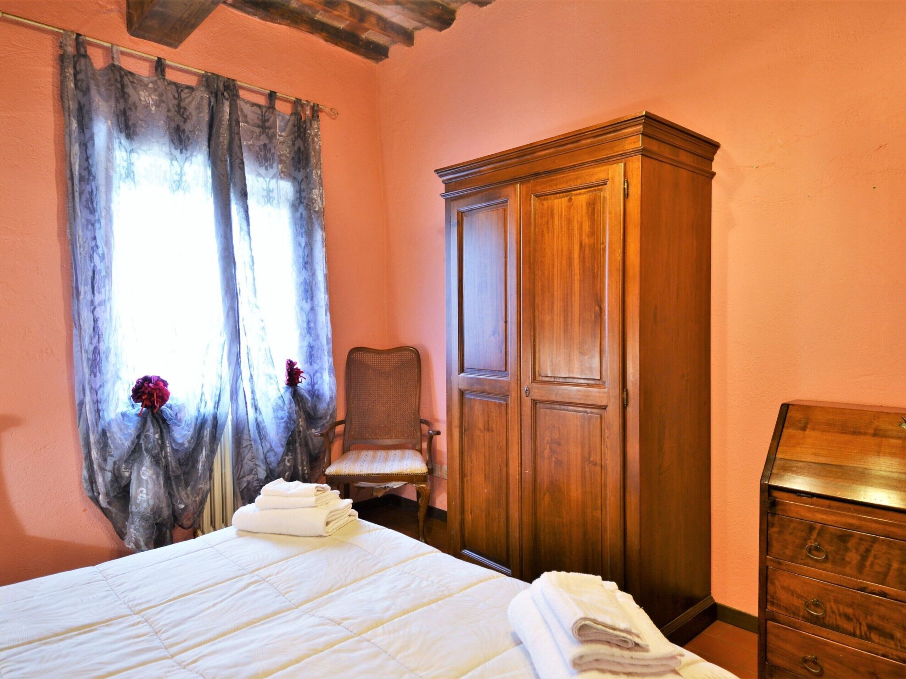 Appartamento Classic, 3 camere da letto | 4 camere, con arredamento individuale, lenzuola
