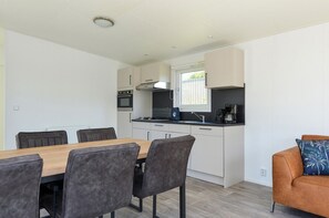 Classic Chalet, 3 Bedrooms | Living room
