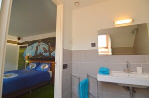 Hus Comfort - 3 sovrum | 14 sovrum, unika möbler och sängkläder