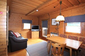 Classic House, 6 Bedrooms | Living room - Characterful old Farmhouse With 4 Apartments in Fresach / Carinthia With Garden (Fresach)