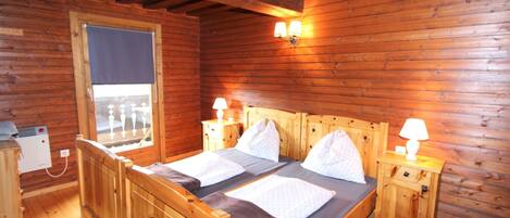 Comfort House, 2 Bedrooms | 12 bedrooms, bed sheets