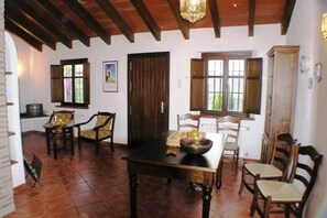 Comfort House, 2 Bedrooms | Tempat makan