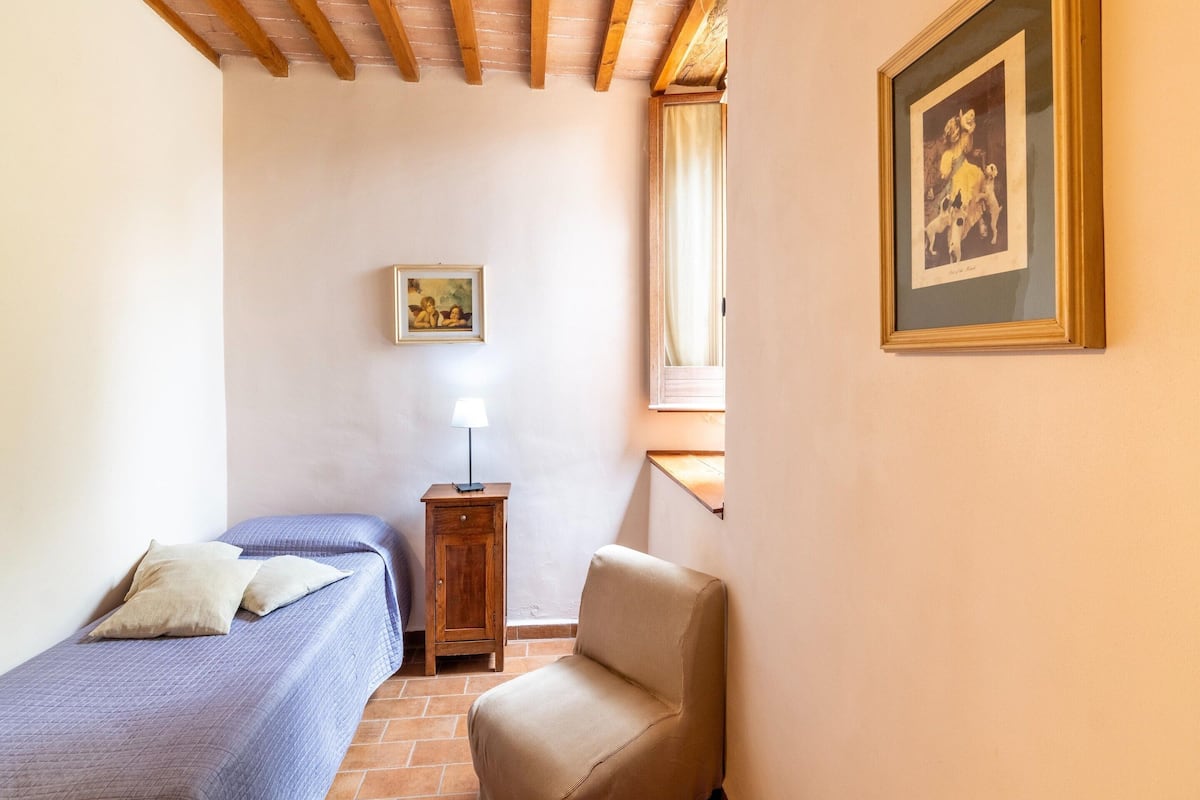 Comfort huis, 3 slaapkamers | 8 slaapkamers, individueel gemeubileerd, een strijkplank/strijkijzer