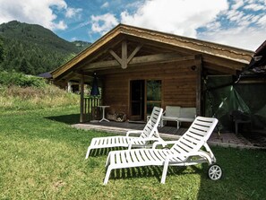 Deluxe Apartment, 2 Bedrooms | Garden - Pleasant Apartment in Ruhpolding With Swimming Pool (Ruhpolding)