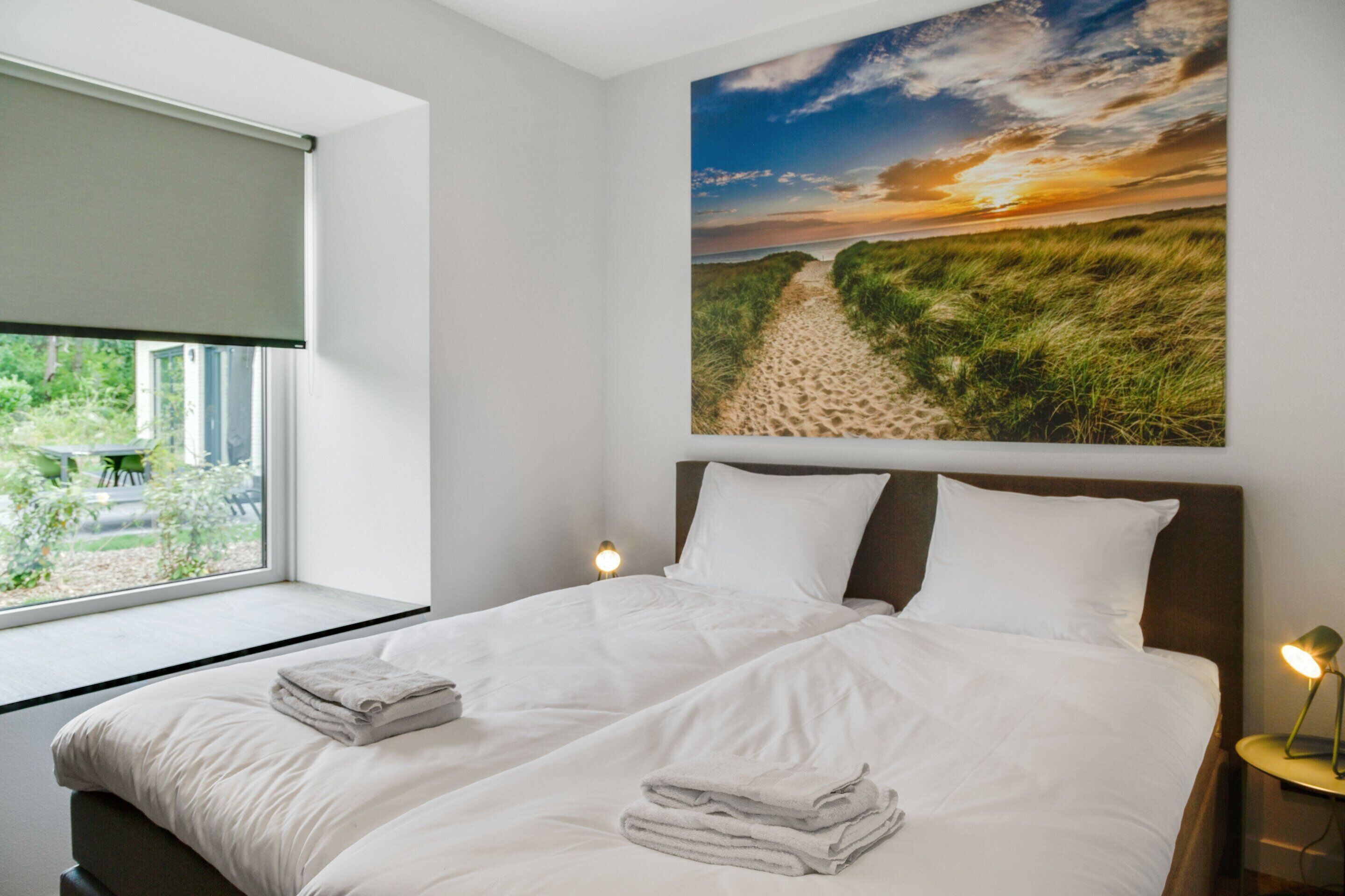 12 chambres, ameublement personnalisé, draps fournis