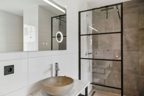 Comfort-Haus, 3 Schlafzimmer | Badezimmer | Badewanne