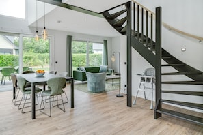Classic House, 3 Bedrooms | Dining - Great Holiday Home Energy Neutral on Texel With Sauna and sun Shower (De Koog)