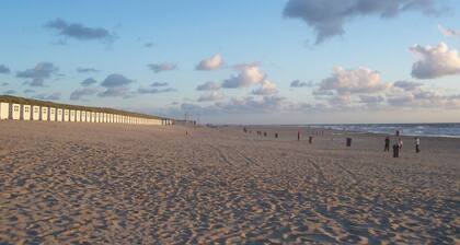 Great Holiday Home Energy Neutral on Texel With Sauna and sun Shower