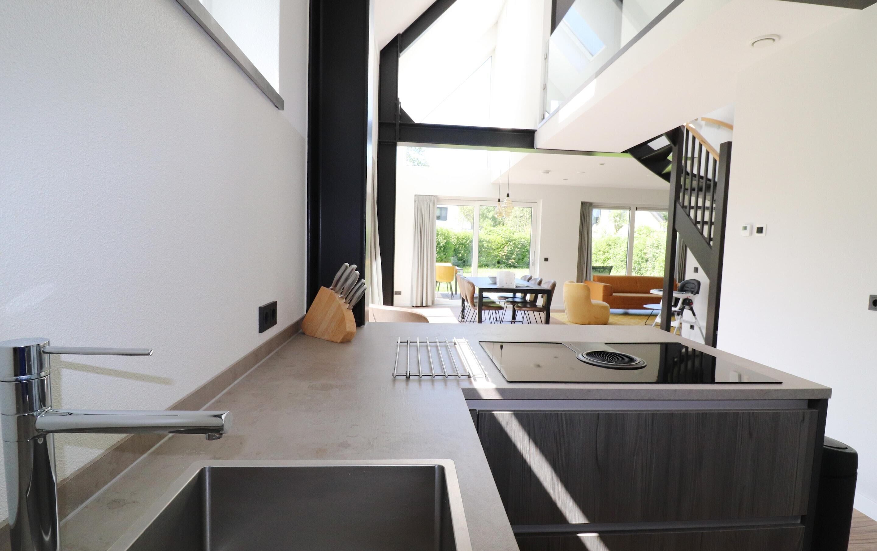 Fridge, microwave, dishwasher, coffee/tea maker