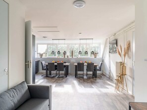Casa clásica, 4 habitaciones | Sala de estar