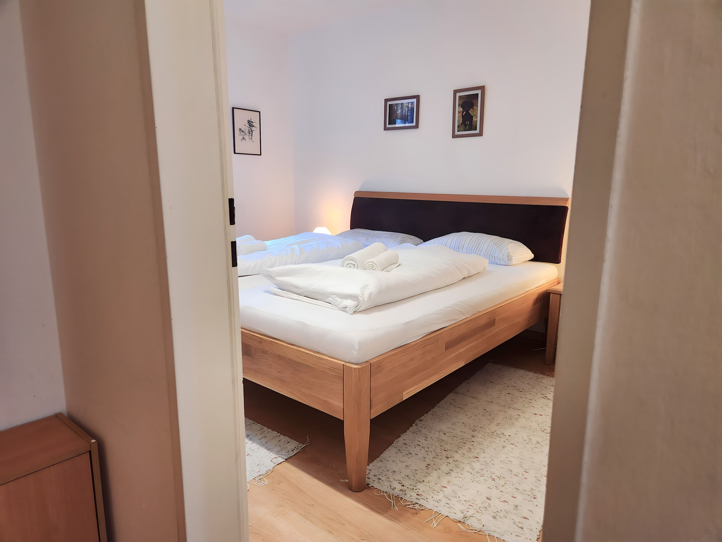 14 Schlafzimmer, individuell eingerichtet, Bettwäsche