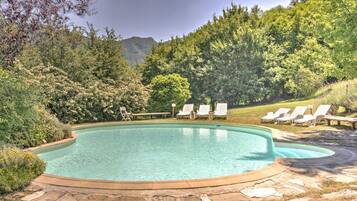 Luxury House, 3 Bedrooms | Pool | Indoor pool, outdoor pool