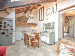 Elite House, 3 Bedrooms | Dining - Comfy Home in San Godenzo With Lake Nearby (San Godenzo)