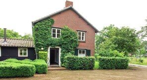 Comfort House, 4 Bedrooms | Exterior